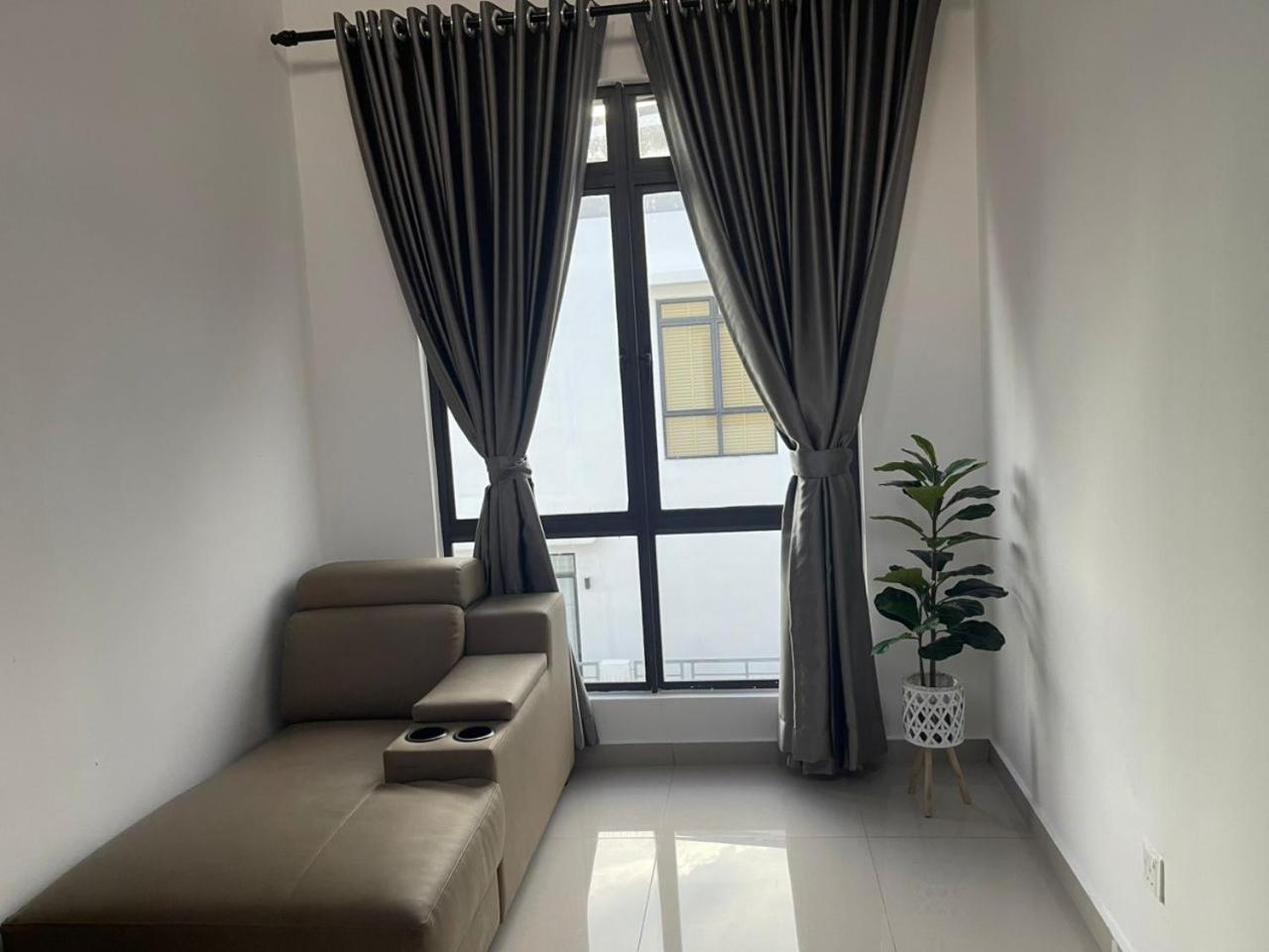 שאה אלאם Homestay Idamanku מראה חיצוני תמונה